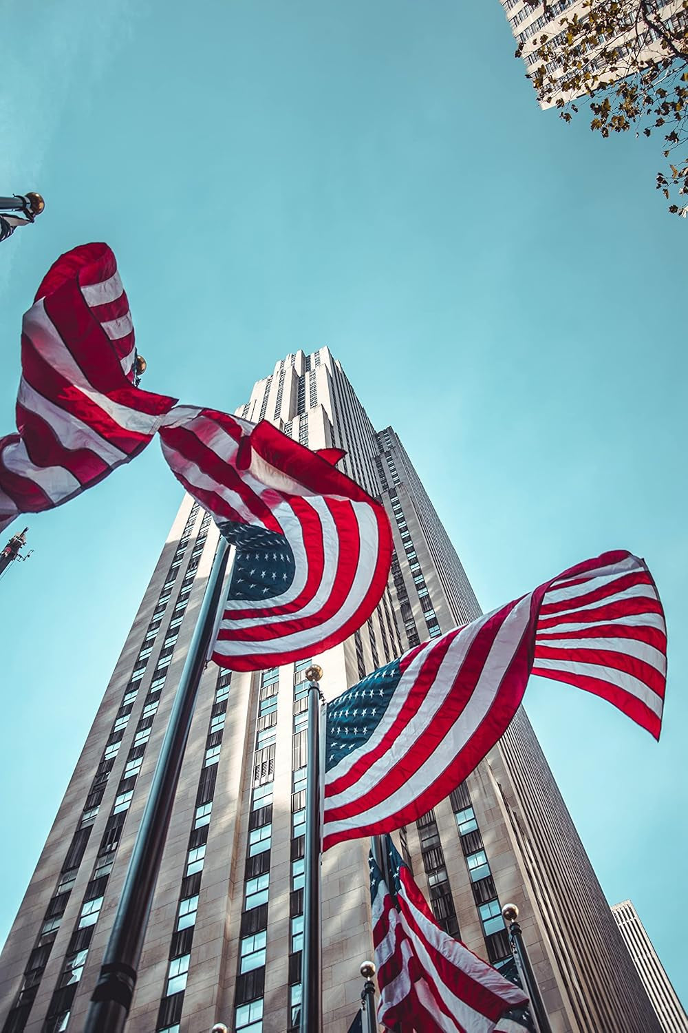 American Flags for outside 4X6 Ft, Embroidered Heavy Duty USA US Flags for Outdoor High Wind, All Weather Nylon American Flags with 2 Brass Grommets and Sewn Stripes